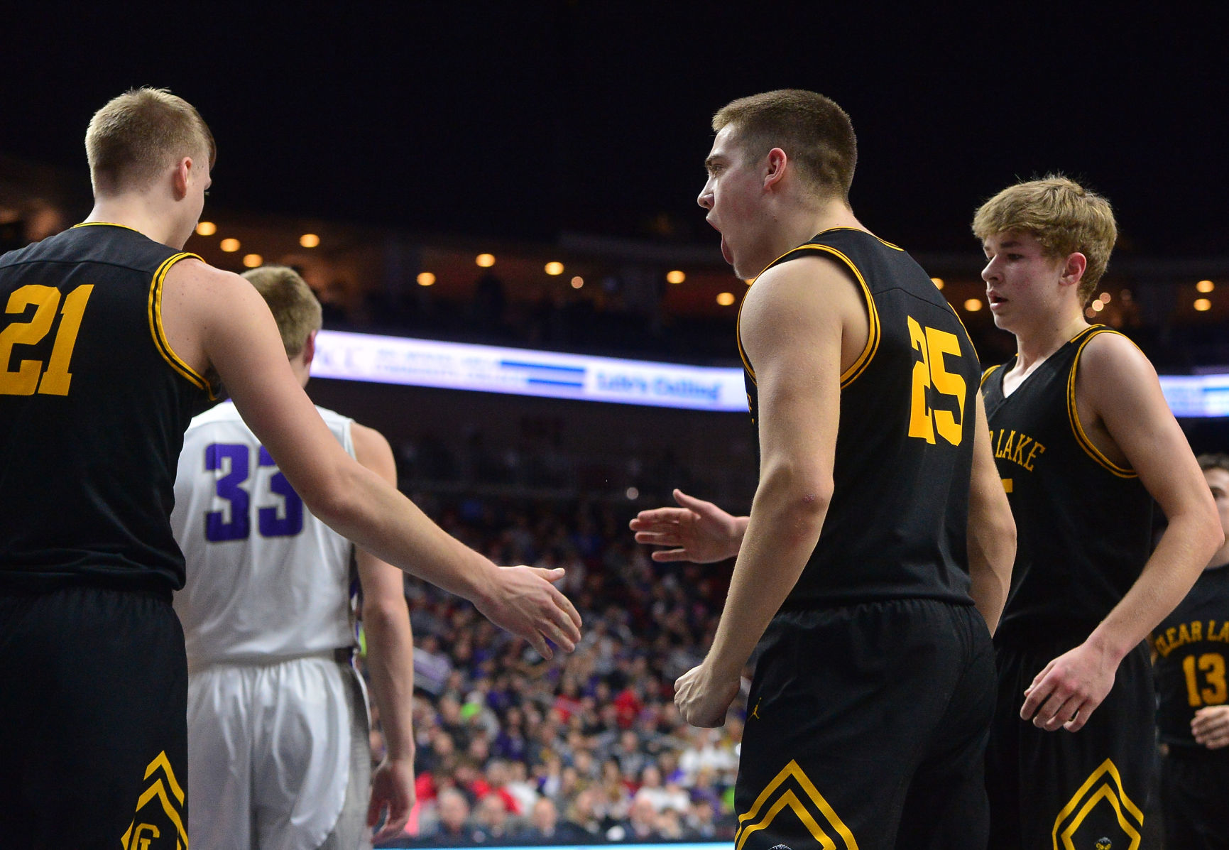 State BBall Clear Lake vs. Norwalk 11